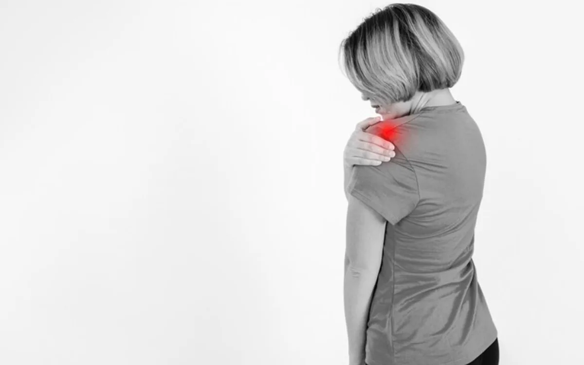 SHOULDER PAIN Frozen Shoulder Treatment in Ahmedabad